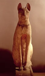 Sarg einer Katze, geschützt von der Göttin Bastet
